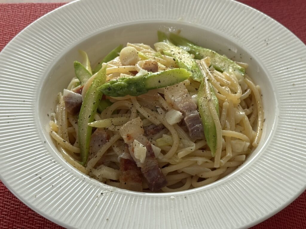 完成パンチェッタで作成したペペロンチーノ