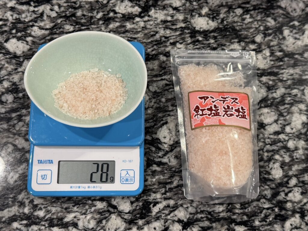 塩5%を計量(デジタルスケール)